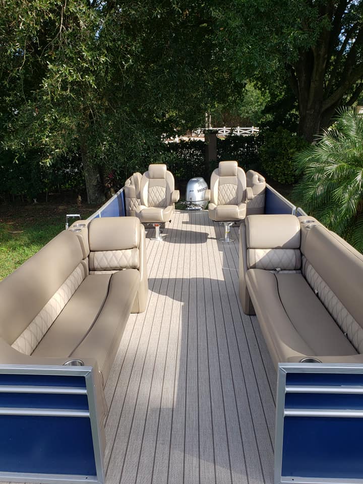 30" Bow Radius Luxury Pontoon Boat Seats