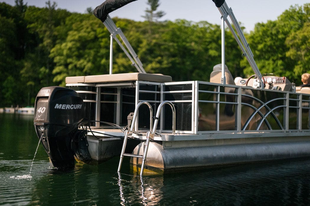 Stern Entry Square - 8' Wide Pontoon Fence Rail Package
