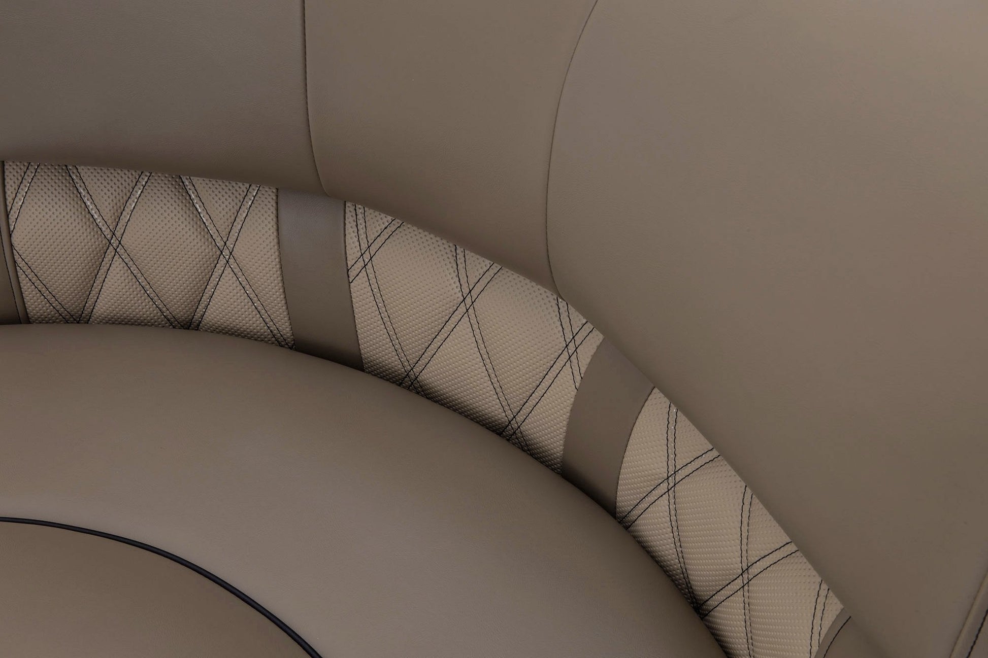 DeckMate Luxury Radius Corner Seat stitching #color_tan & beige