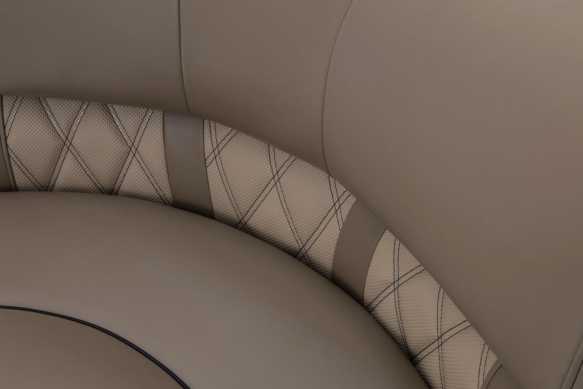DeckMate Luxury Radius Corner Seat stitching #color_tan & beige